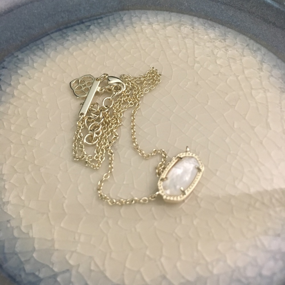 Kendra Scott Elisa pendant